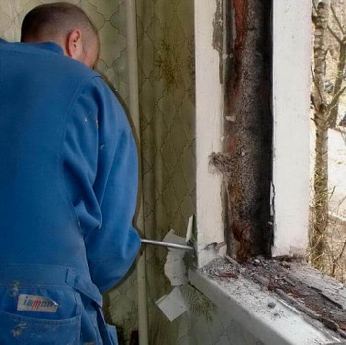 Демонтаж пластиковых окон REHAU фото