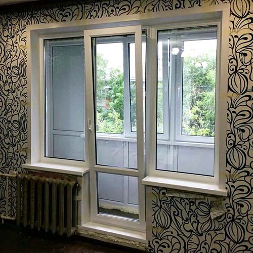 Балконные двери REHAU фото