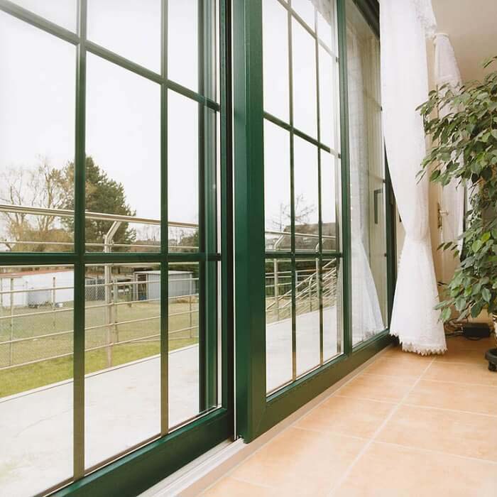 Пластиковые двери Rehau фото